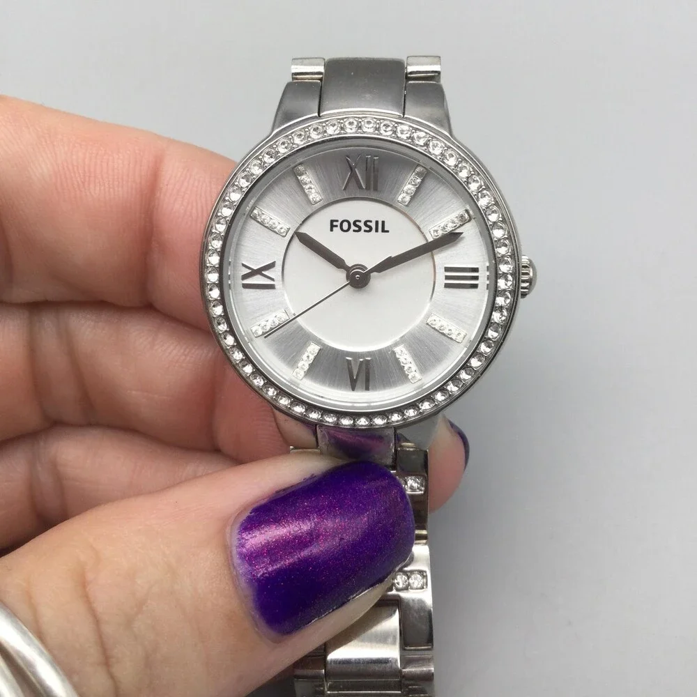 Fossil Womens Watch 29mm Silver Tone Crystals Stainless ES3292 New Battery 6.25